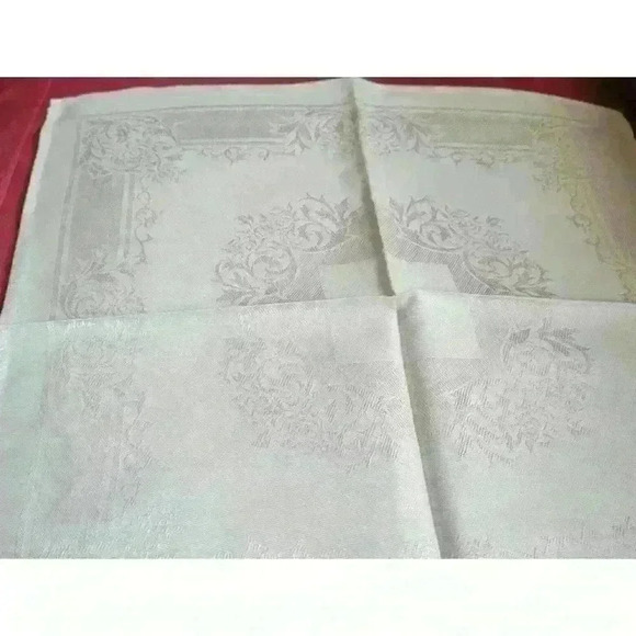 Set of 8-Ecru Damask Dinner Napkins - Picture 1 of 6